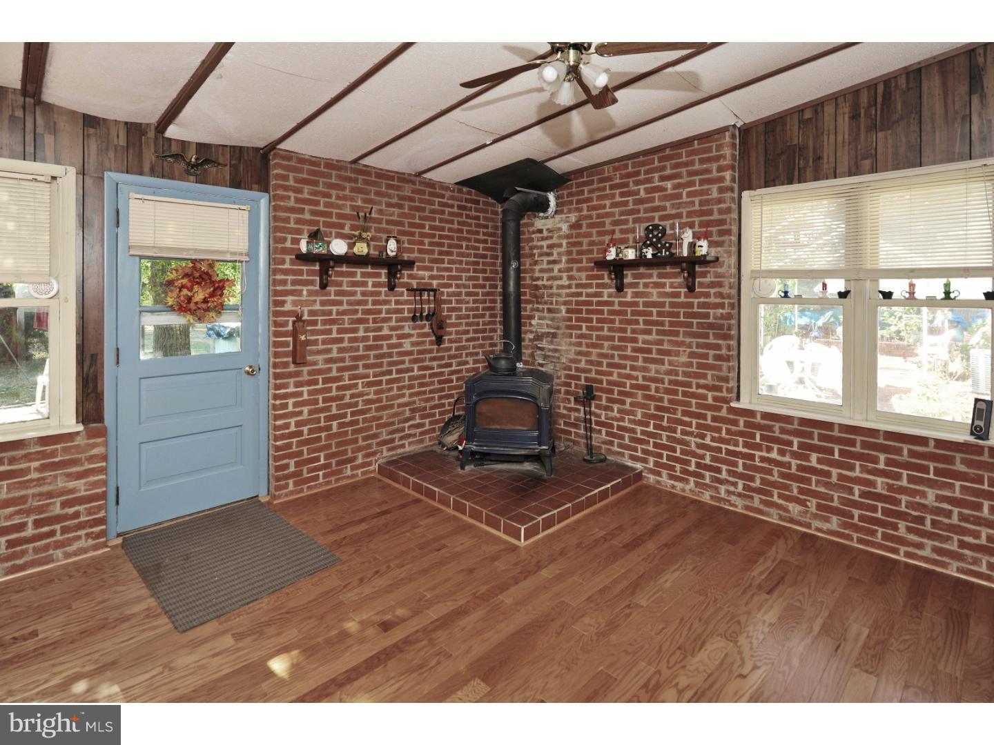 322 Freed Road Harleysville, PA 19438 - Photo 10 of 24 Family Room