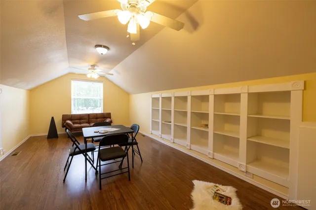 $859,000 | 461 East Avery Road, Unit 35, Chehalis, WA 98532