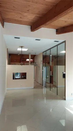 $3,100 | 2675 Parkview Drive South, Unit 2675, Hallandale Beach, FL 33009
