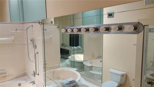 $3,100 | 2675 Parkview Drive South, Unit 2675, Hallandale Beach, FL 33009