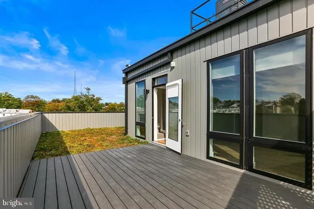 $3,500 | 5230 Georgia Avenue Northwest, Unit 402, Washington, DC 20011