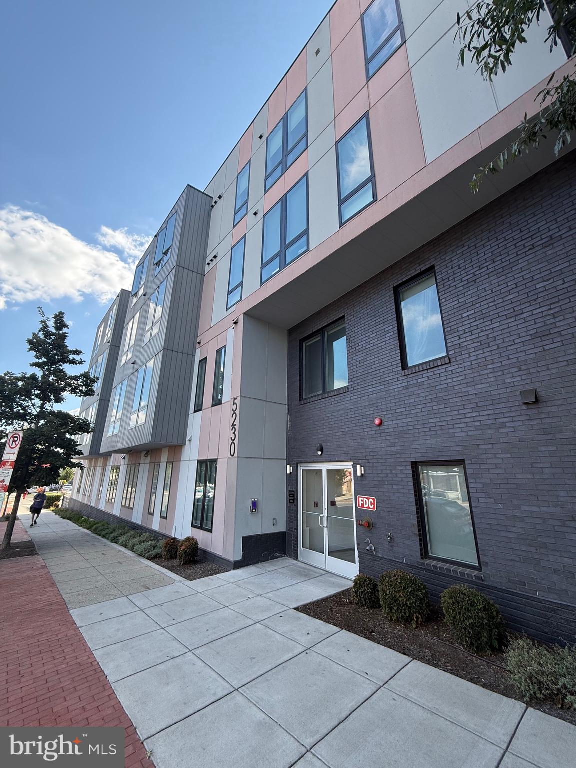 5230 Georgia Avenue Northwest, Unit 402 Washington, DC 20011 - Photo 14 of 66