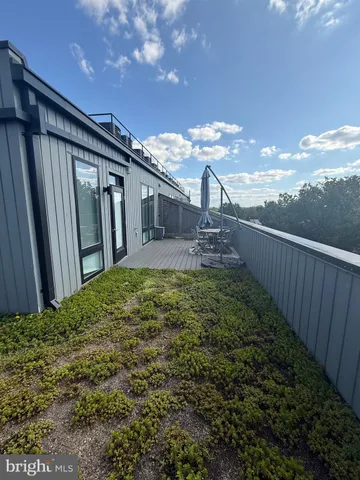 $3,500 | 5230 Georgia Avenue Northwest, Unit 402, Washington, DC 20011