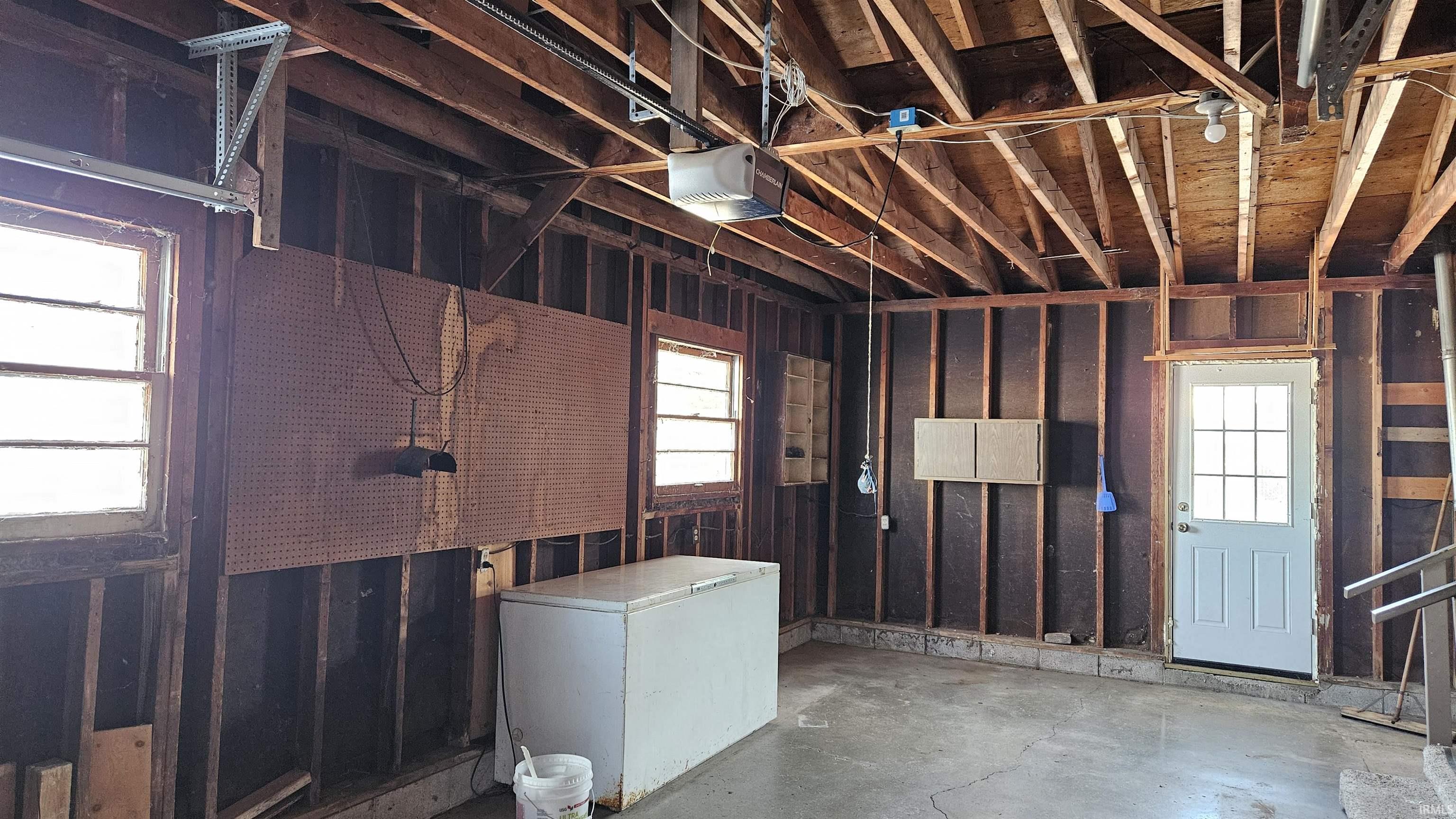 2112 North Indiana Avenue Auburn, IN 46706 - Photo 16 of 22