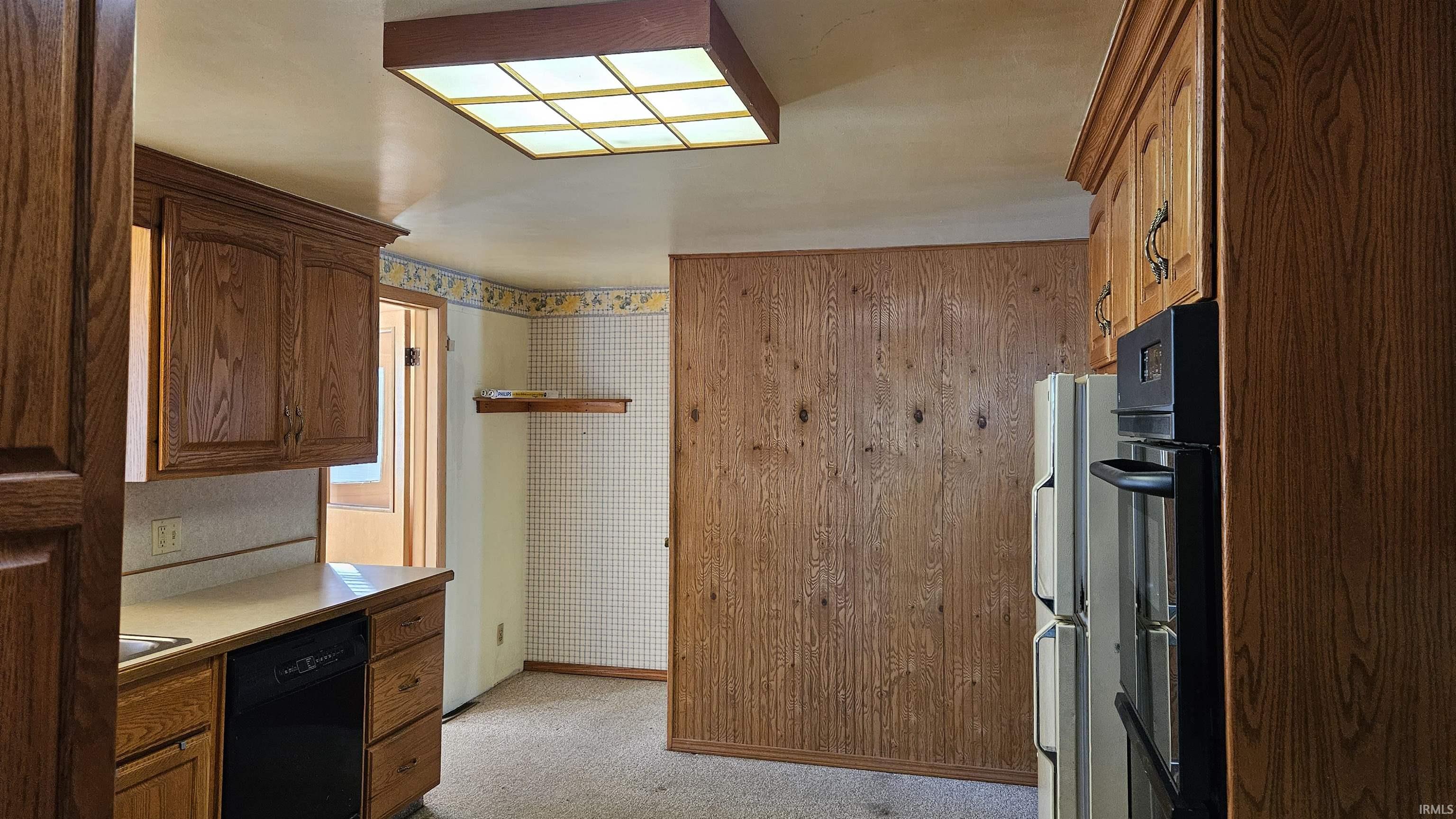 2112 North Indiana Avenue Auburn, IN 46706 - Photo 3 of 22