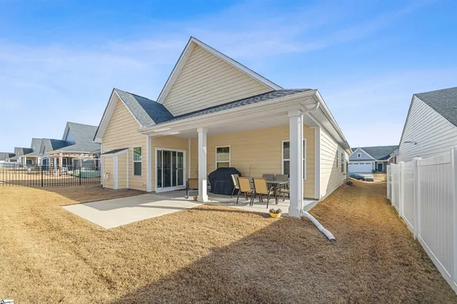 $399,900 | 1672 Jessamine Drive, Woodruff, SC 29388