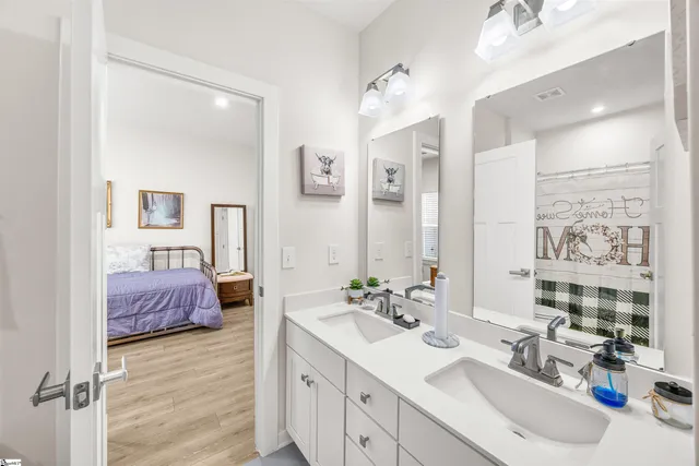 $399,900 | 1672 Jessamine Drive, Woodruff, SC 29388