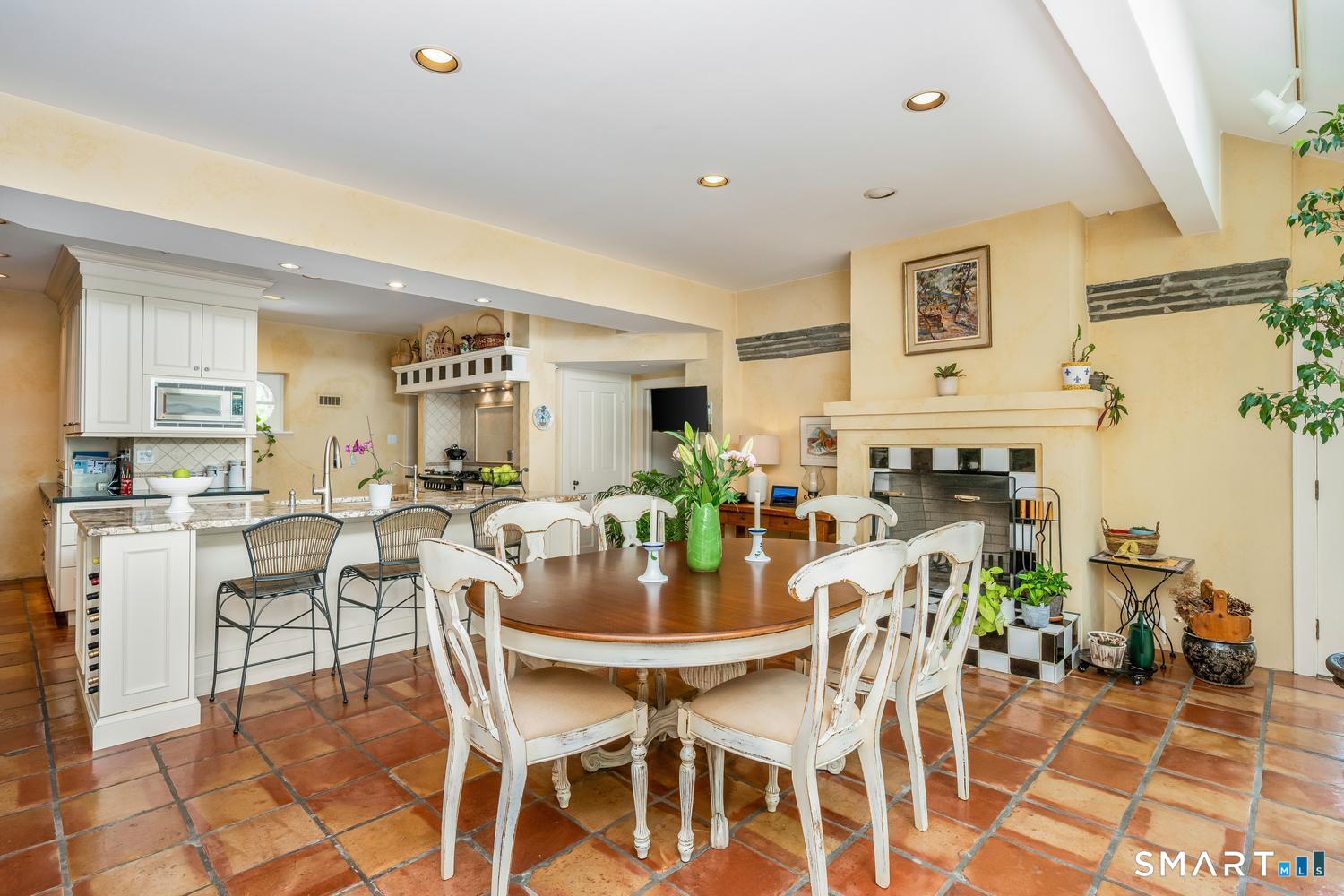 15 Wildcat Road Darien, CT 06820 - Photo 11 of 40