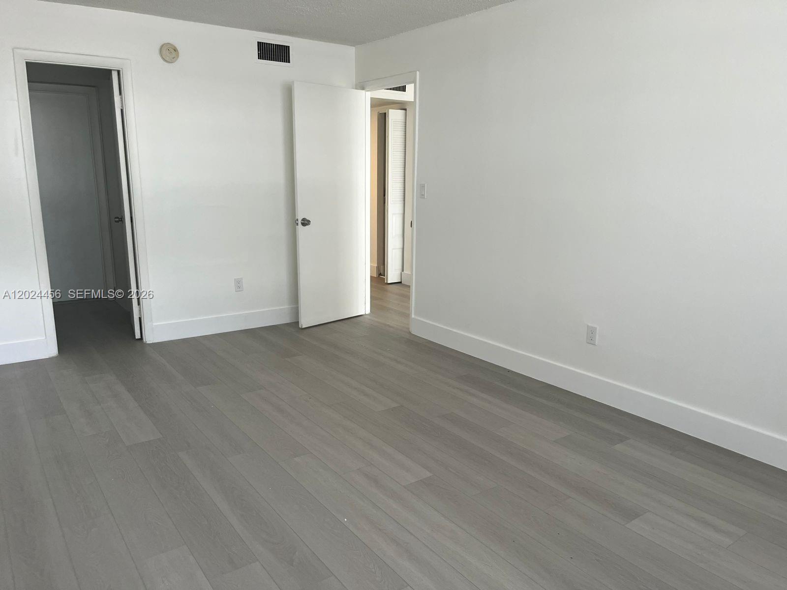 484 Northwest 165th St Road, Unit A111 Miami, FL 33169 - Photo 27 of 40