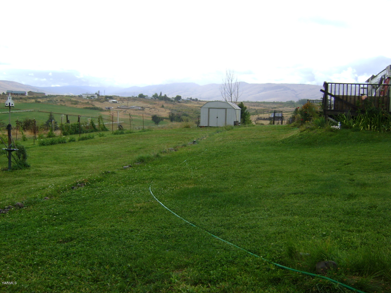 156 Slavin Heights Road Yakima, WA 98903 - Photo 6 of 8 5