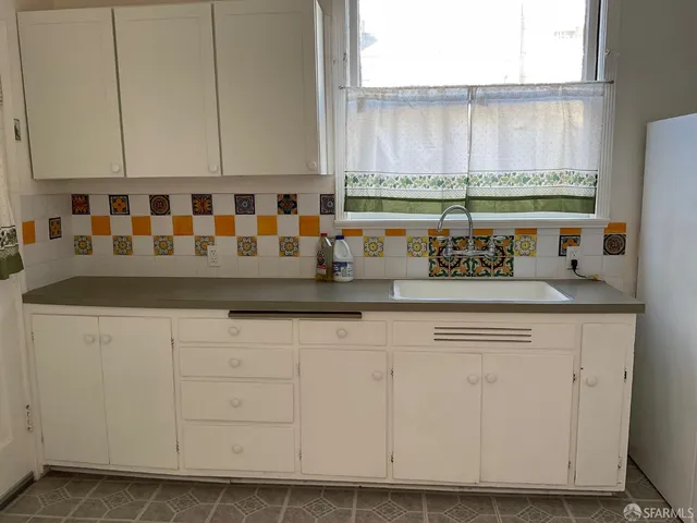 $980,000 | 45th Avenue, San Francisco, CA 94116