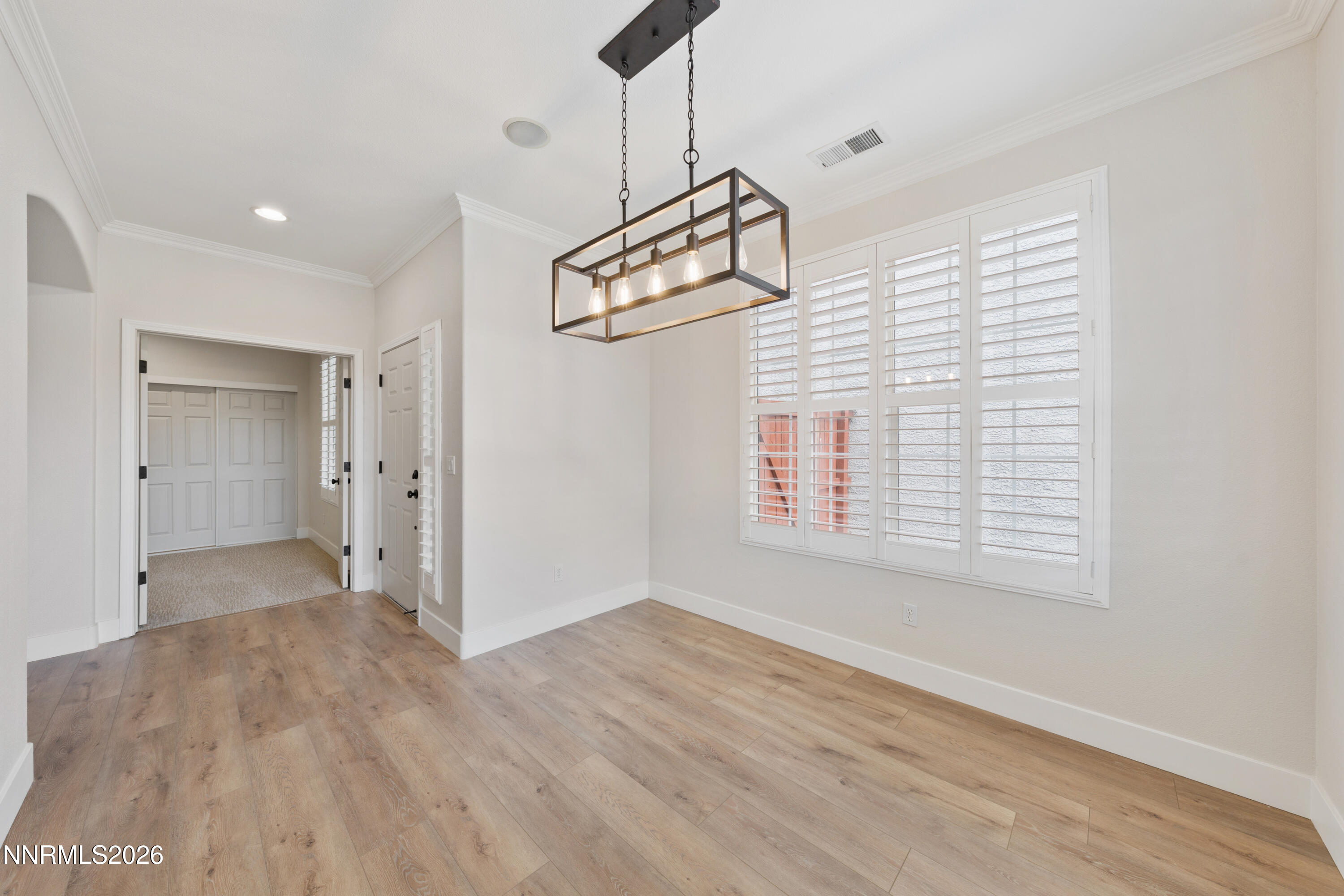 1682 Iron Mountain Drive Reno, NV 89521 - Photo 15 of 40 A7V01017