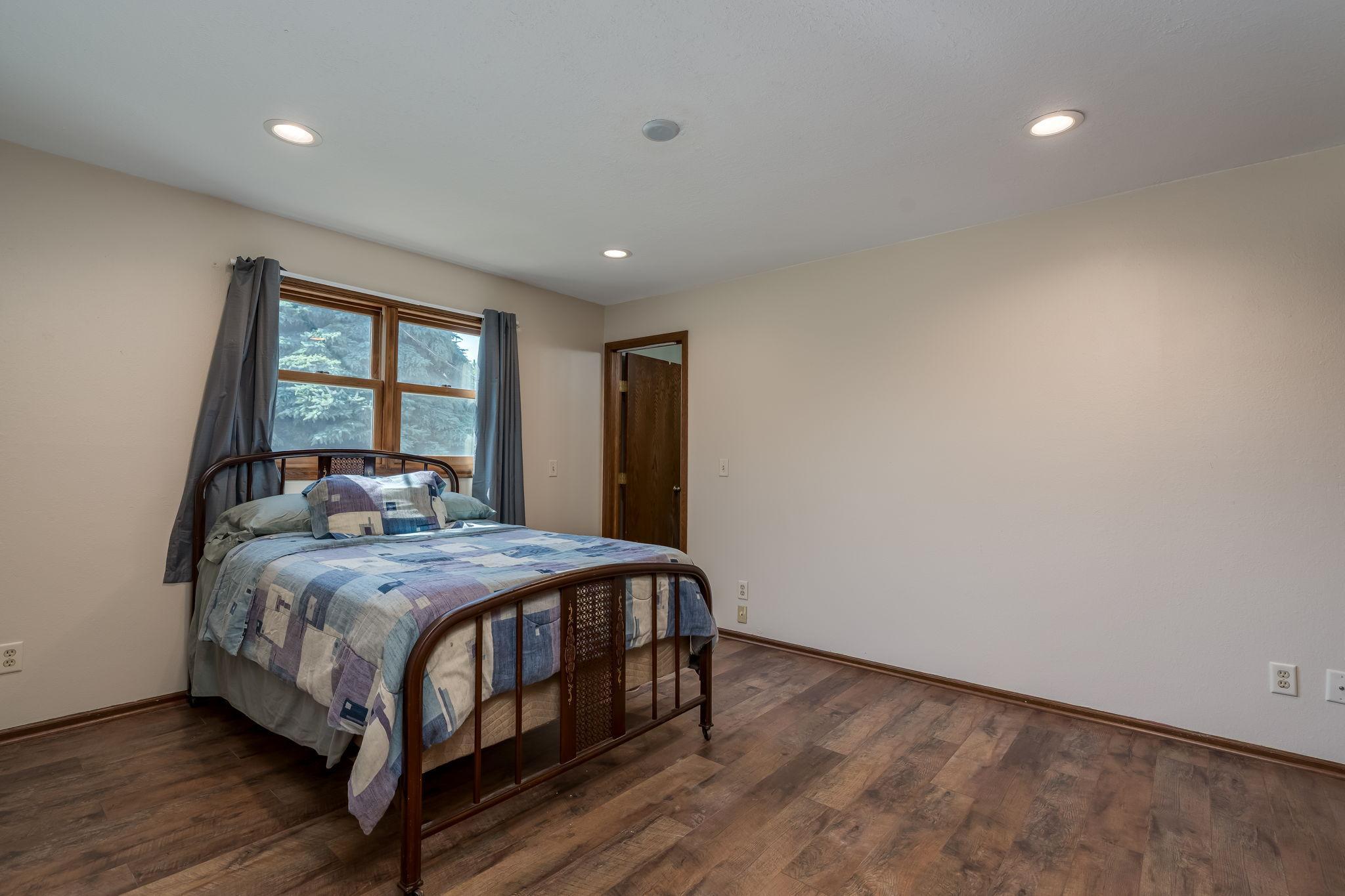 432 3rd Avenue Pemberton, MN 56078 - Photo 23 of 41