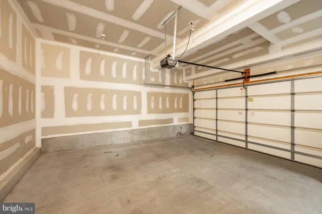 $3,500 | 285 Deepdale Drive, Kennett Square, PA 19348