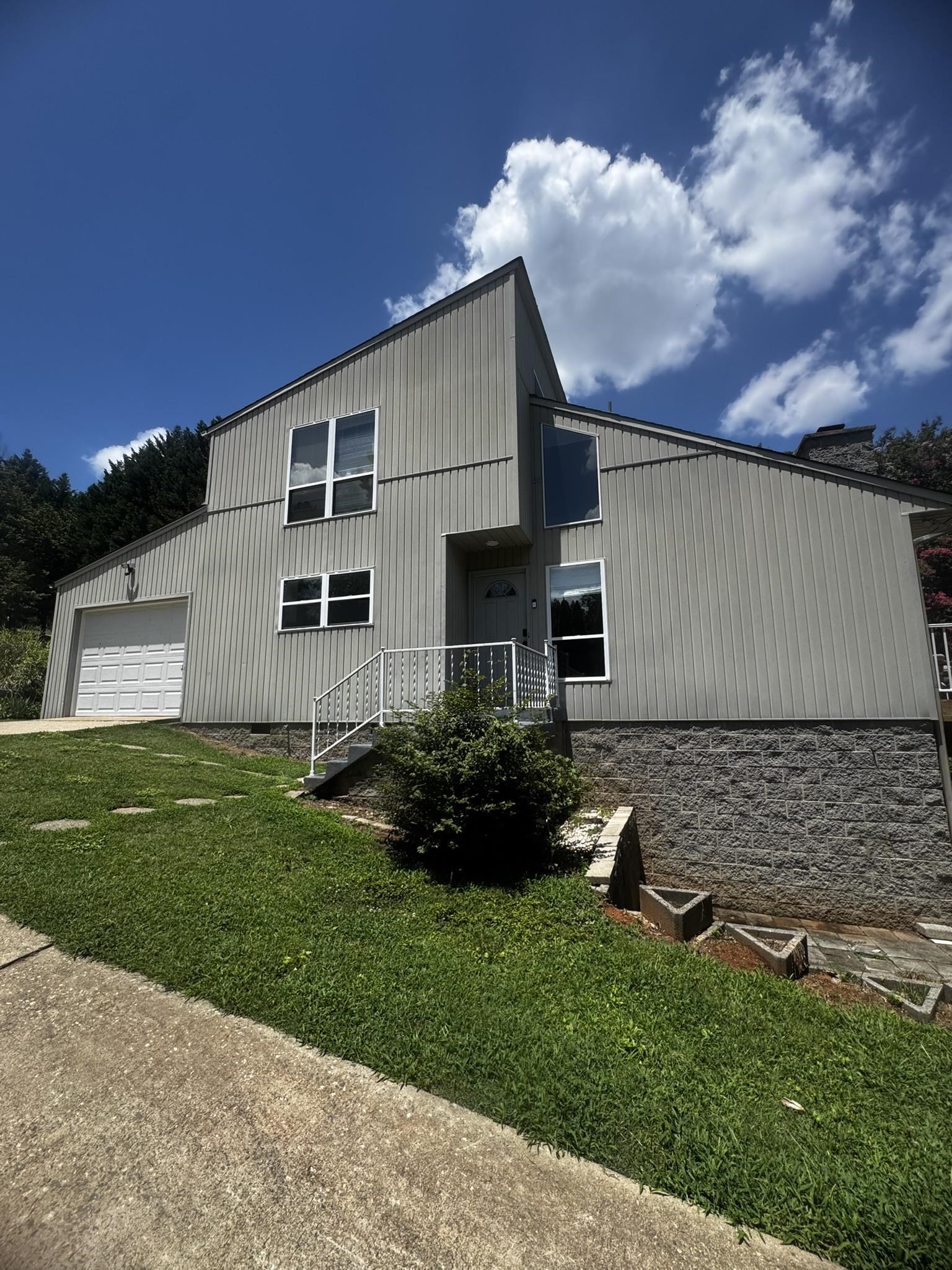 144 Amber Drive Inman, SC 29349 - Photo 3 of 38