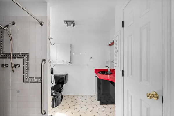 $2,200,000 | 465 Atlantic Avenue, Wells, ME 04090