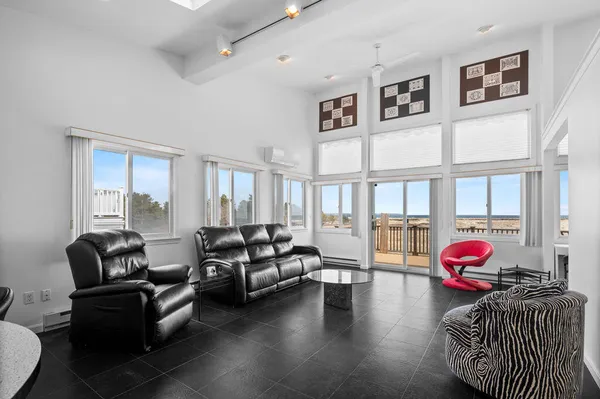 $2,200,000 | 465 Atlantic Avenue, Wells, ME 04090