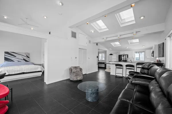 $2,200,000 | 465 Atlantic Avenue, Wells, ME 04090