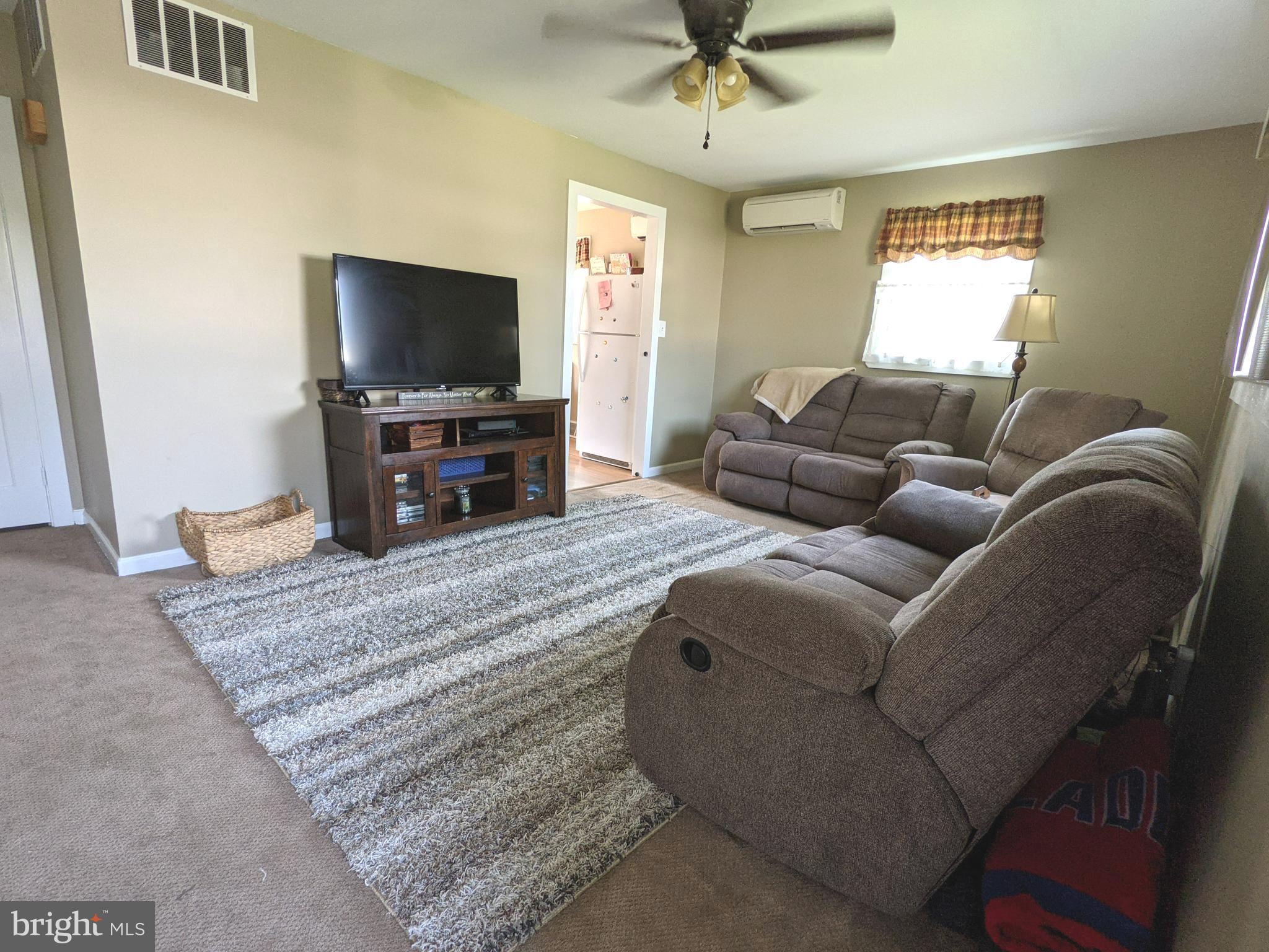 921 Mt Road Burlington, NJ 08016 - Photo 3 of 19 Gallery Image 3