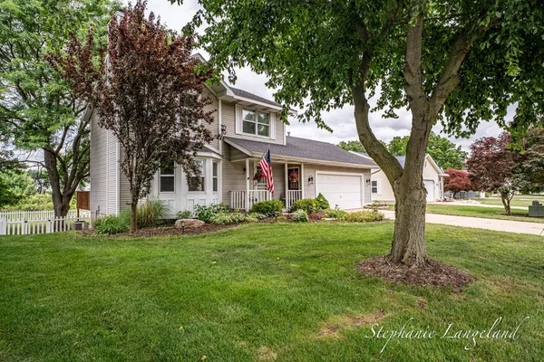 $429,000 | 1511 Springbrook Drive, Jenison, MI 49428