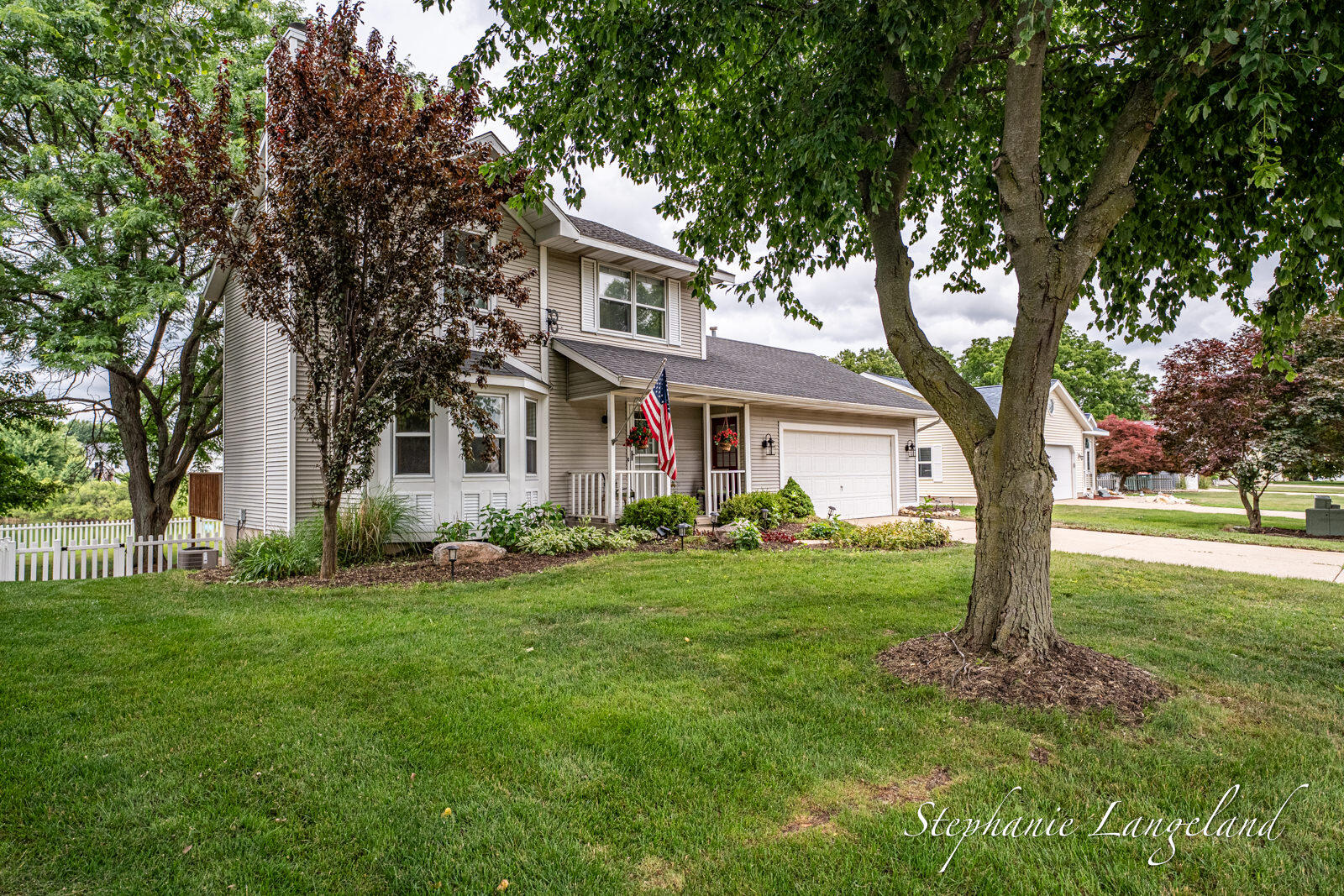 1511 Springbrook Drive Jenison, MI 49428 - Photo 1 of 47 1511 Springbrook-01