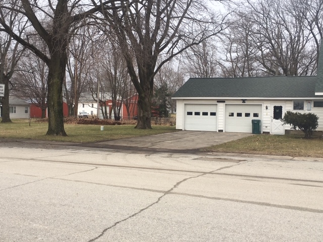 103 Defiance Street Howe, IN 46746 - Photo 3 of 11 Gallery Image 3