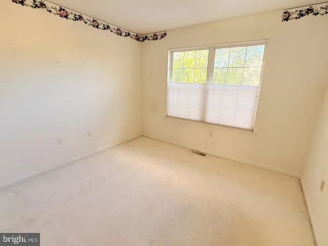 $249,700 | 102 Country Lane, Morgantown, PA 19543