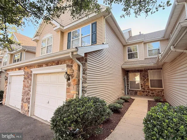 $249,700 | 102 Country Lane, Morgantown, PA 19543