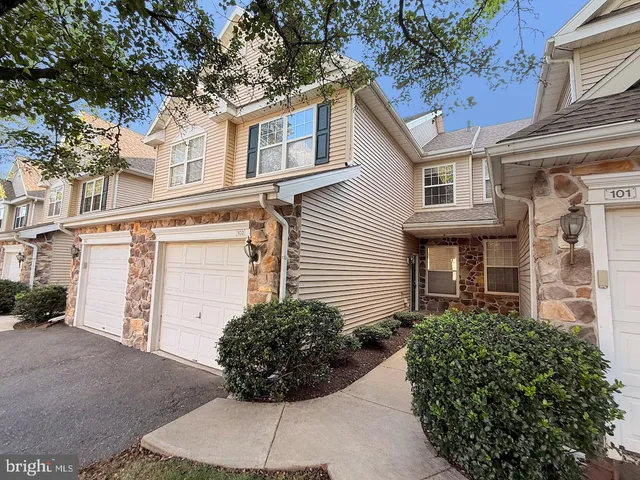 $249,700 | 102 Country Lane, Morgantown, PA 19543