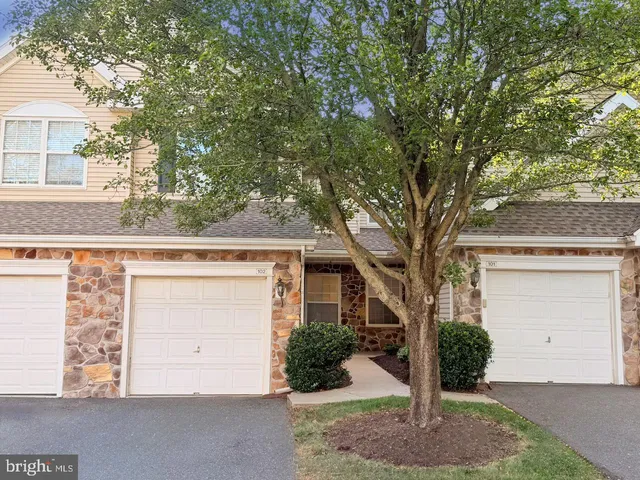 $249,700 | 102 Country Lane, Morgantown, PA 19543