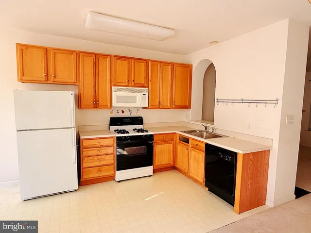 $249,700 | 102 Country Lane, Morgantown, PA 19543