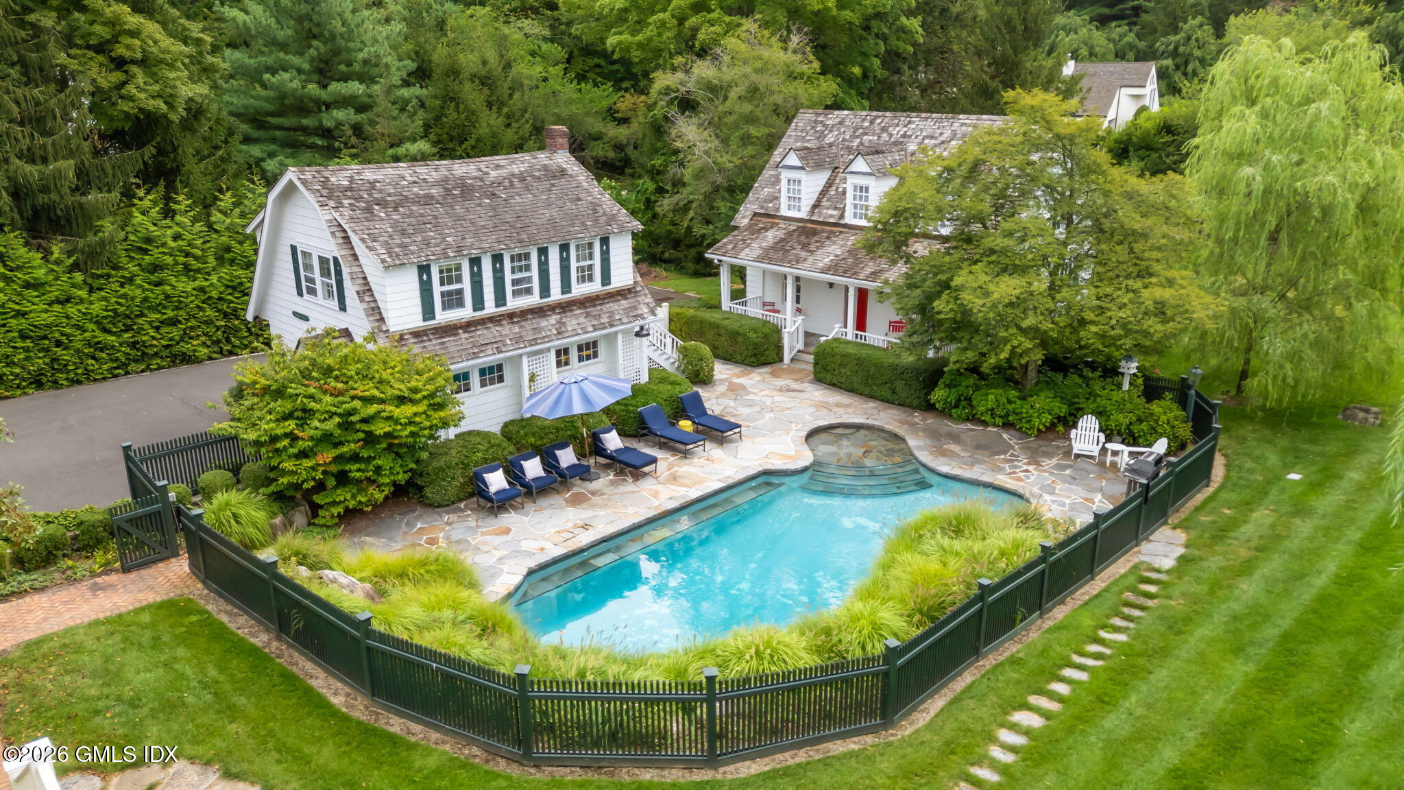 379 Round Hill Road Greenwich, CT 06831 - Photo 22 of 32 76-web-or-mls-379-round-hill-rd (1)