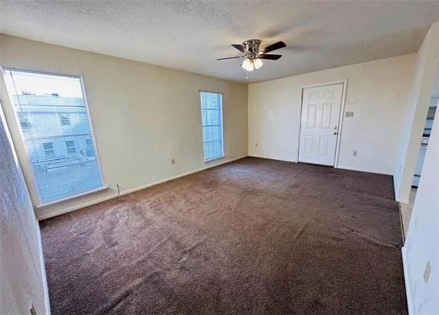 $1,350 | 628 Papworth Avenue, Unit B, Metairie, LA 70005