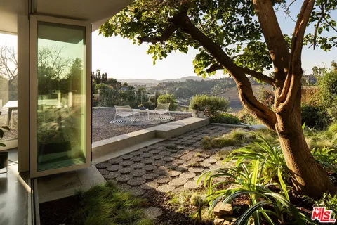 $1,995,000 | 3620 Latrobe Street, Los Angeles, CA 90031