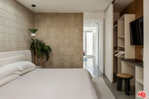 $1,995,000 | 3620 Latrobe Street, Los Angeles, CA 90031