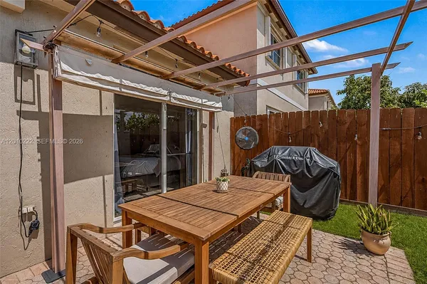 $515,000 | 14231 Northwest 83rd Avenue, Miami Lakes, FL 33016