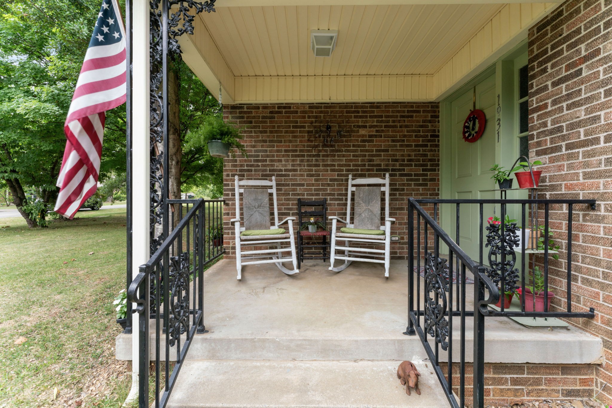 1931 Robinson Road Murfreesboro, TN 37130 - Photo 4 of 33 Gallery Image 4