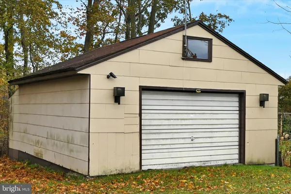 $199,900 | 307 South Wylam Street, Frackville, PA 17931