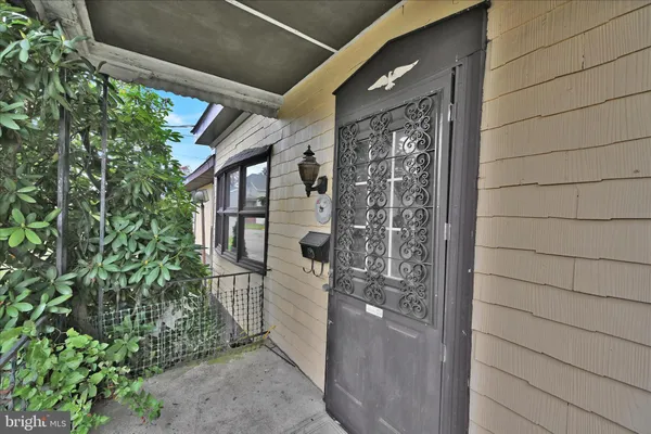 $199,900 | 307 South Wylam Street, Frackville, PA 17931