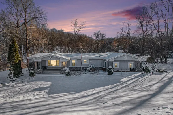 $219,000 | 2348 Segwun Avenue Southeast, Lowell, MI 49331