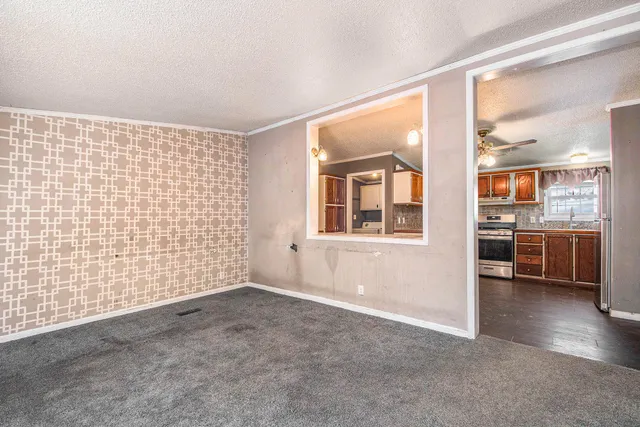 $265,000 | 2348 Segwun Avenue Southeast, Lowell, MI 49331