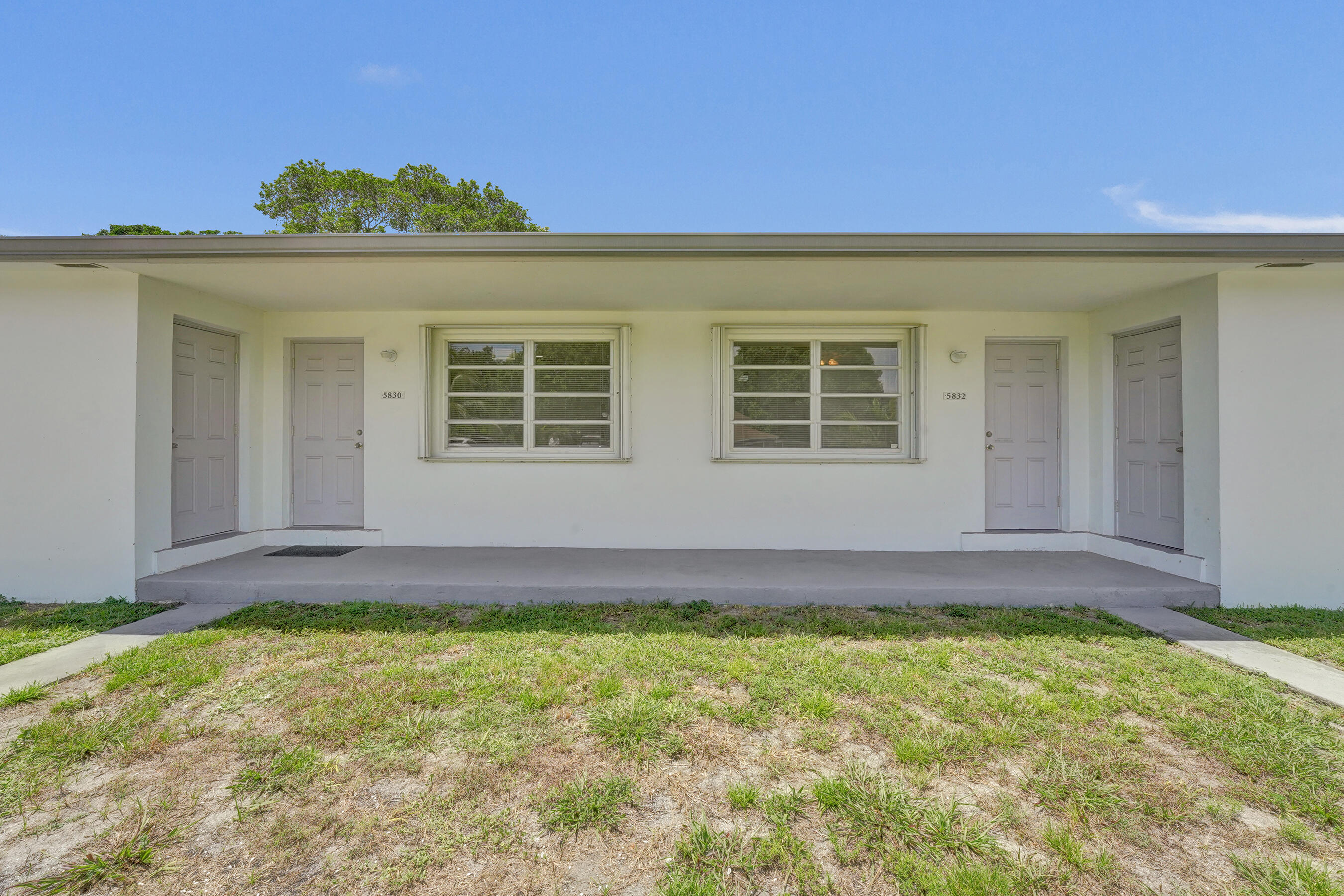 5830 Garfield Street Hollywood, FL 33021 - Photo 27 of 54 Front Exterior