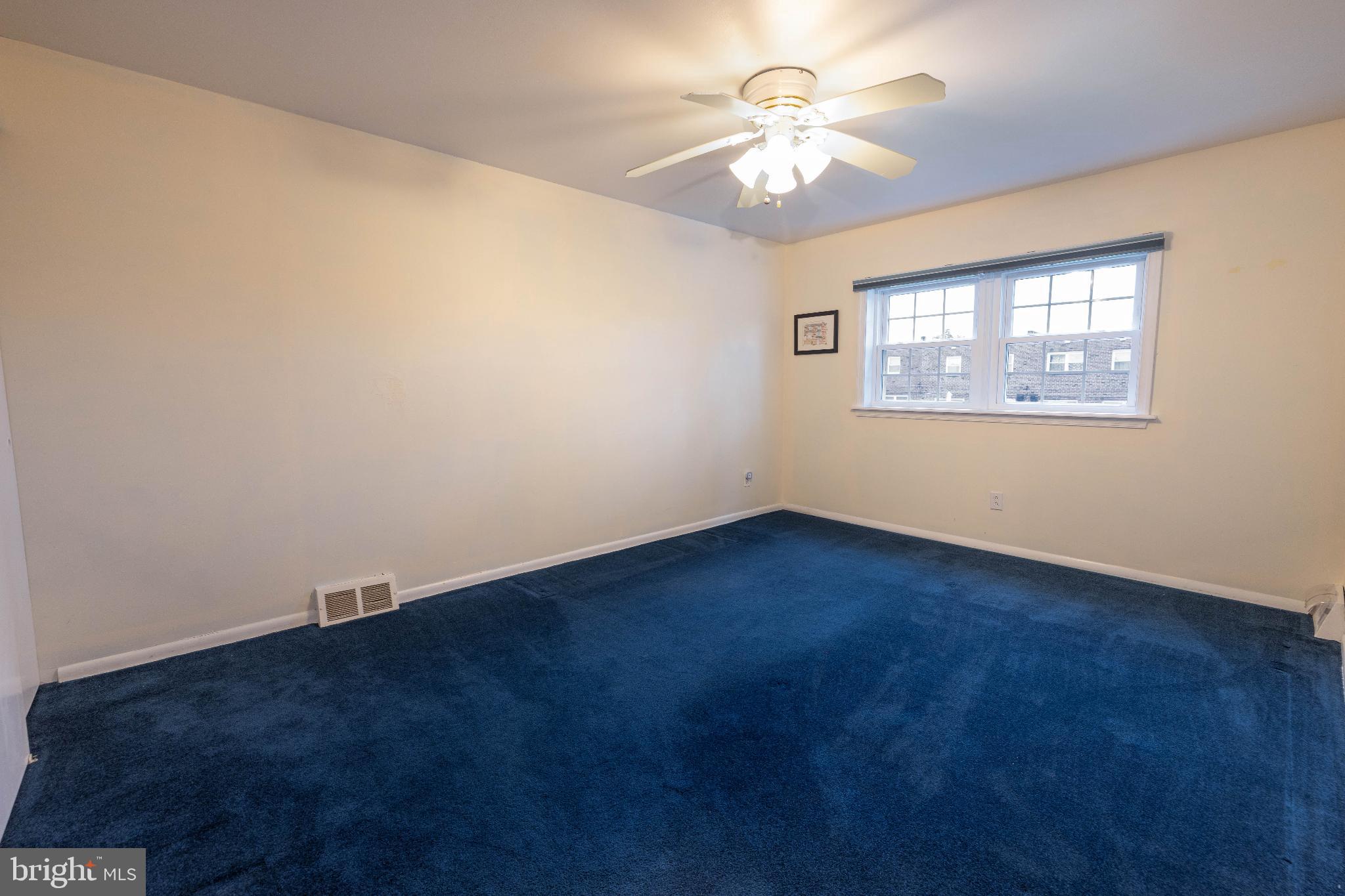 12704 Minden Road Philadelphia, PA 19154 - Photo 14 of 23 an empty room with a window
