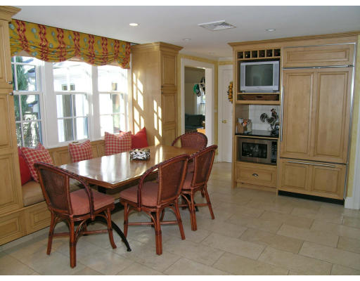 98 Richmond Road Belmont, MA 02478 - Photo 6 of 20 a dining room with furniture and window