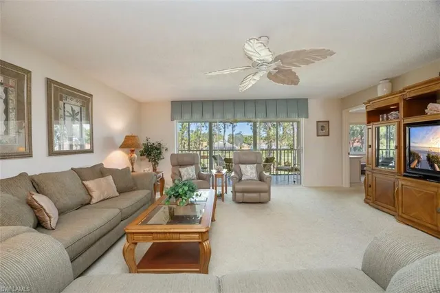 $2,400 | 5980 Amherst Drive, Unit D202, Naples, FL 34112