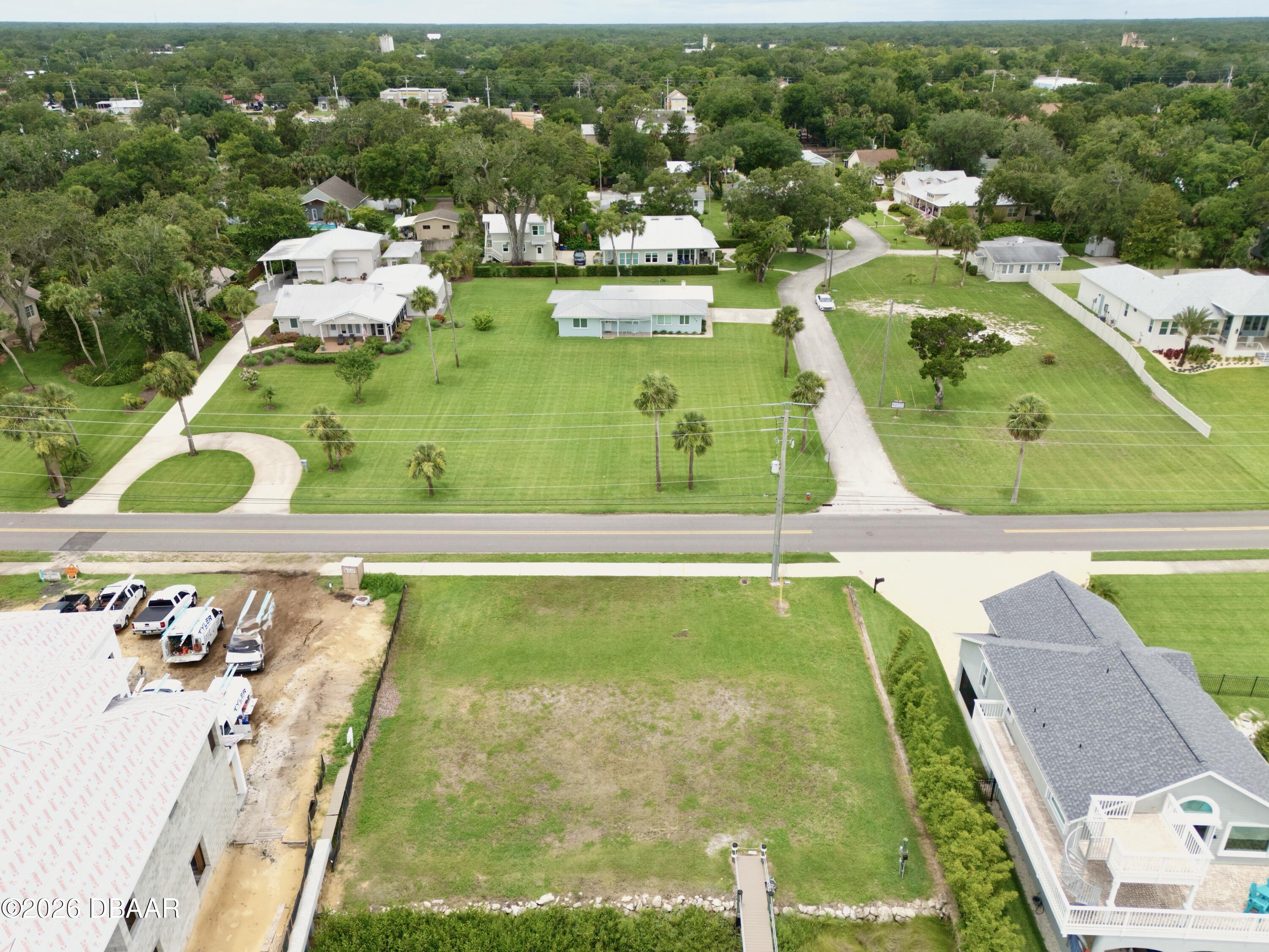 211 North Riverside Drive Edgewater, FL 32132 - Photo 9 of 10 a view of a swimming pool with a lake