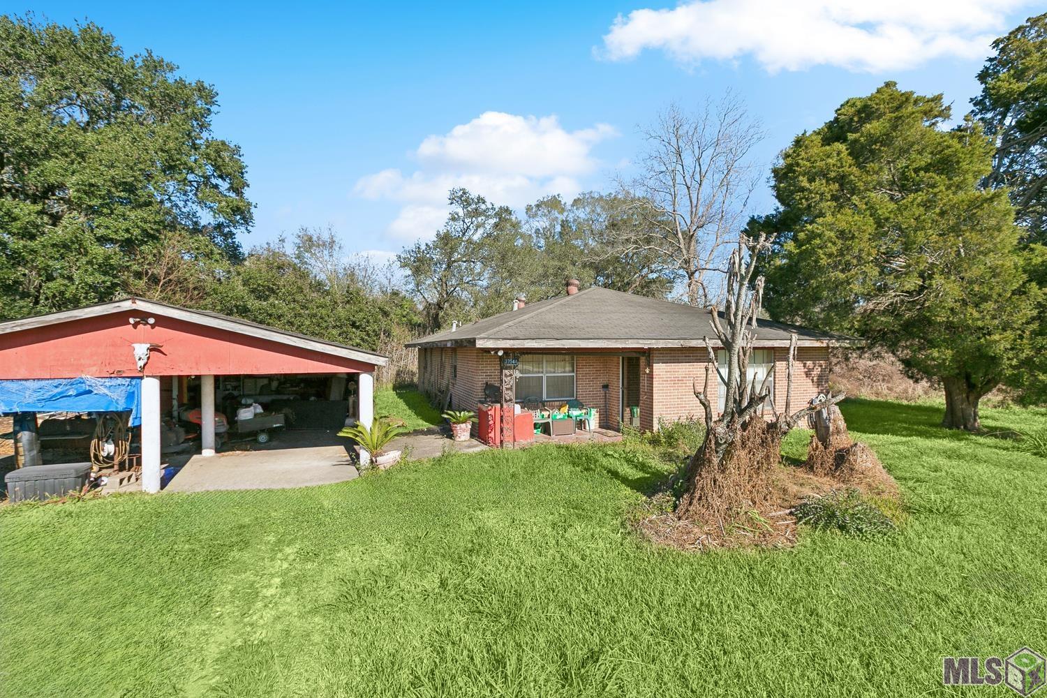 37544 Highway 22 Darrow, LA 70725 - Photo 2 of 17