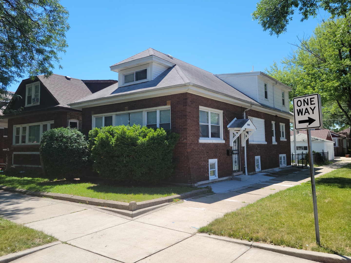 8800 South Ada Street Chicago, IL 60620 - Photo 1 of 20