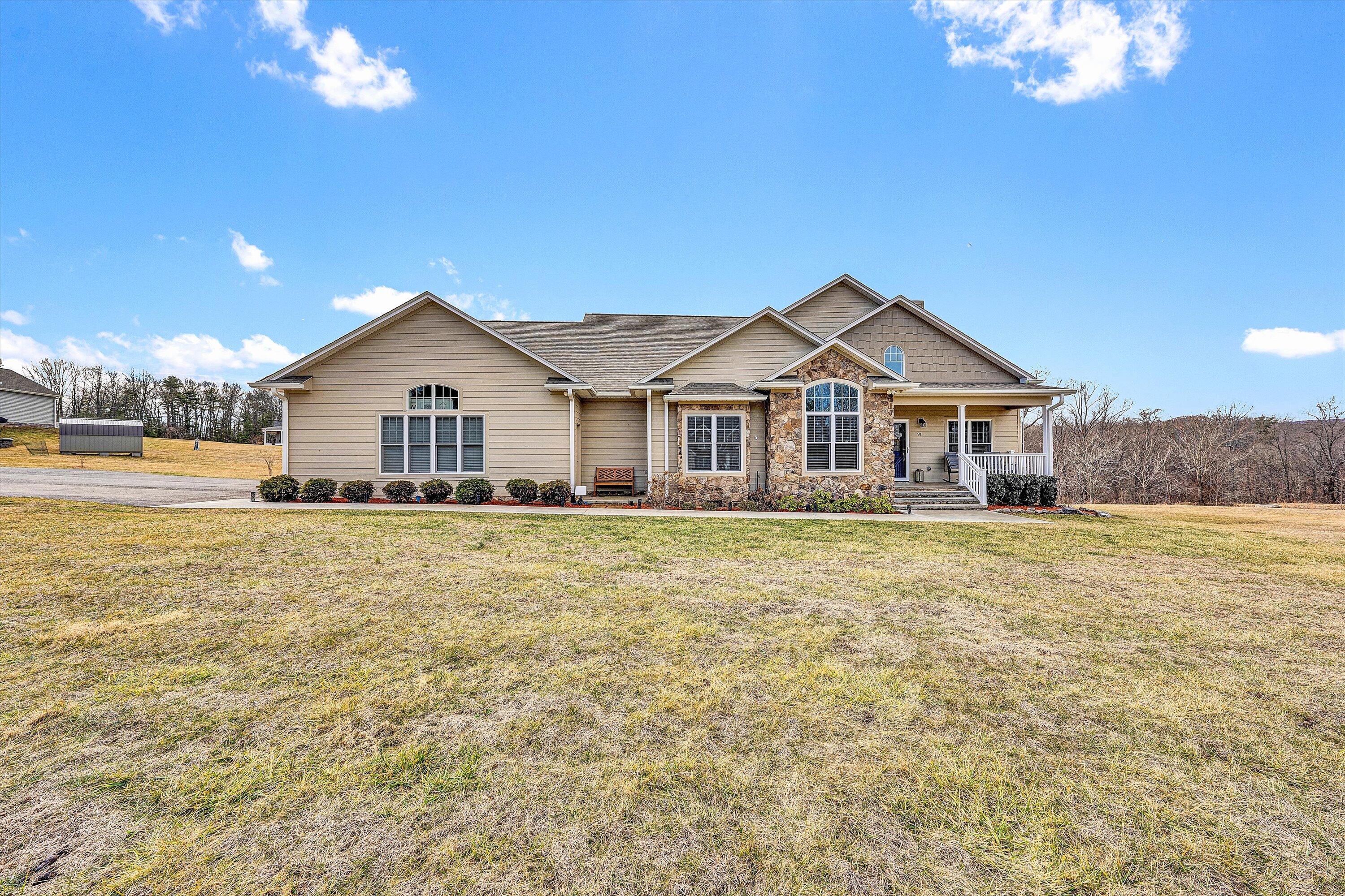91 Cahas Summit Road Boones Mill, VA 24065 - Photo 4 of 61 02-SGP-00468