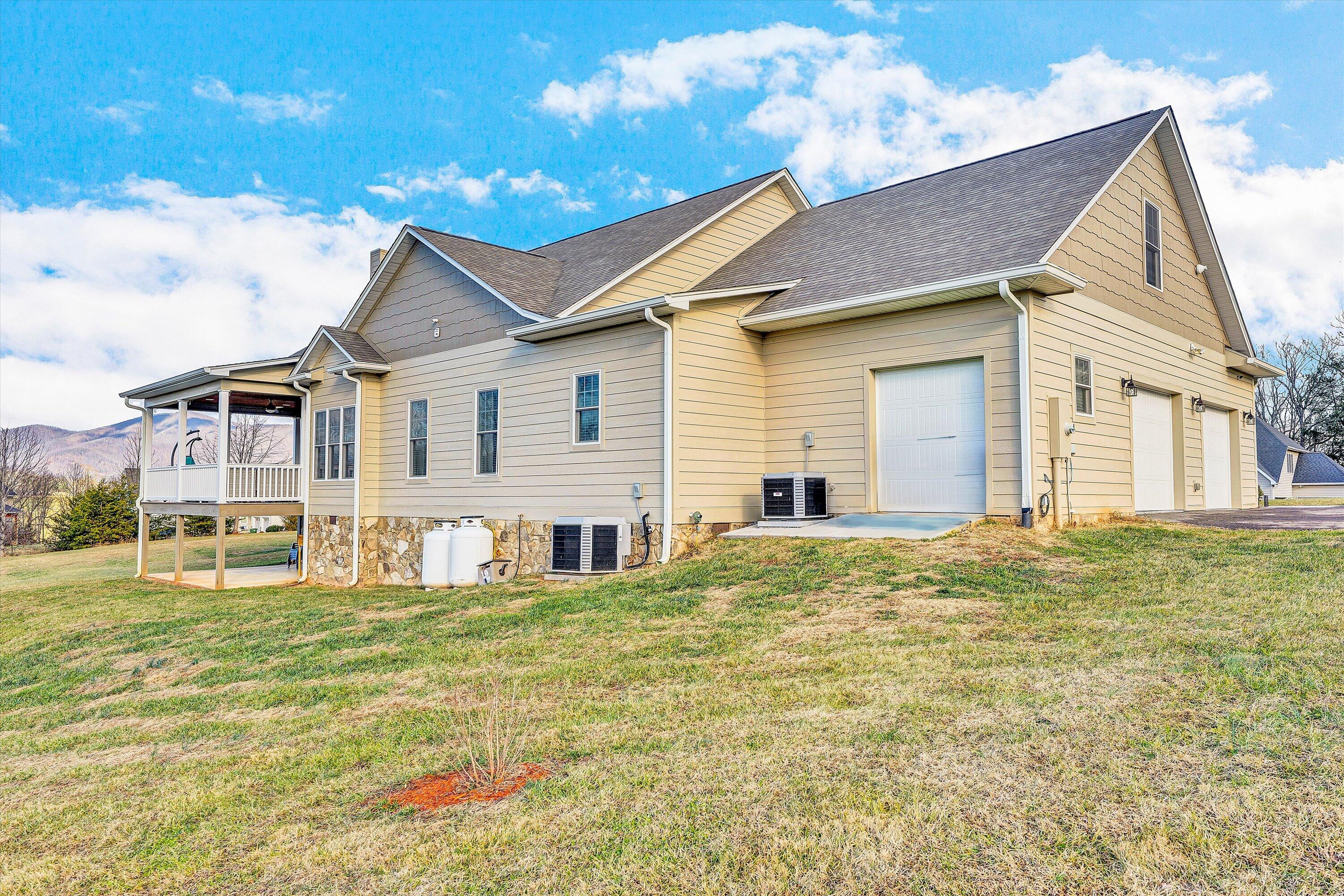 91 Cahas Summit Road Boones Mill, VA 24065 - Photo 58 of 61 56-DSC04056